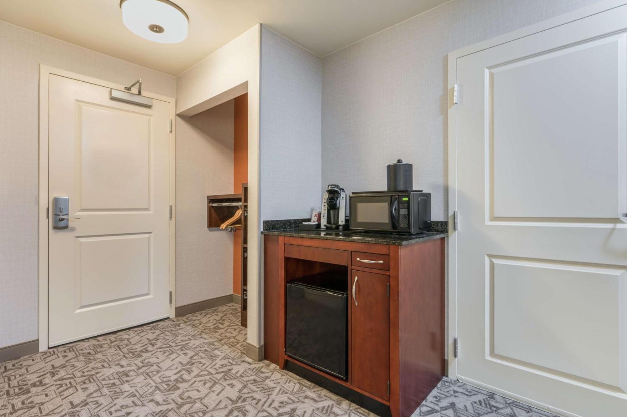 Hilton Garden Inn Blacksburg University Ngoại thất bức ảnh