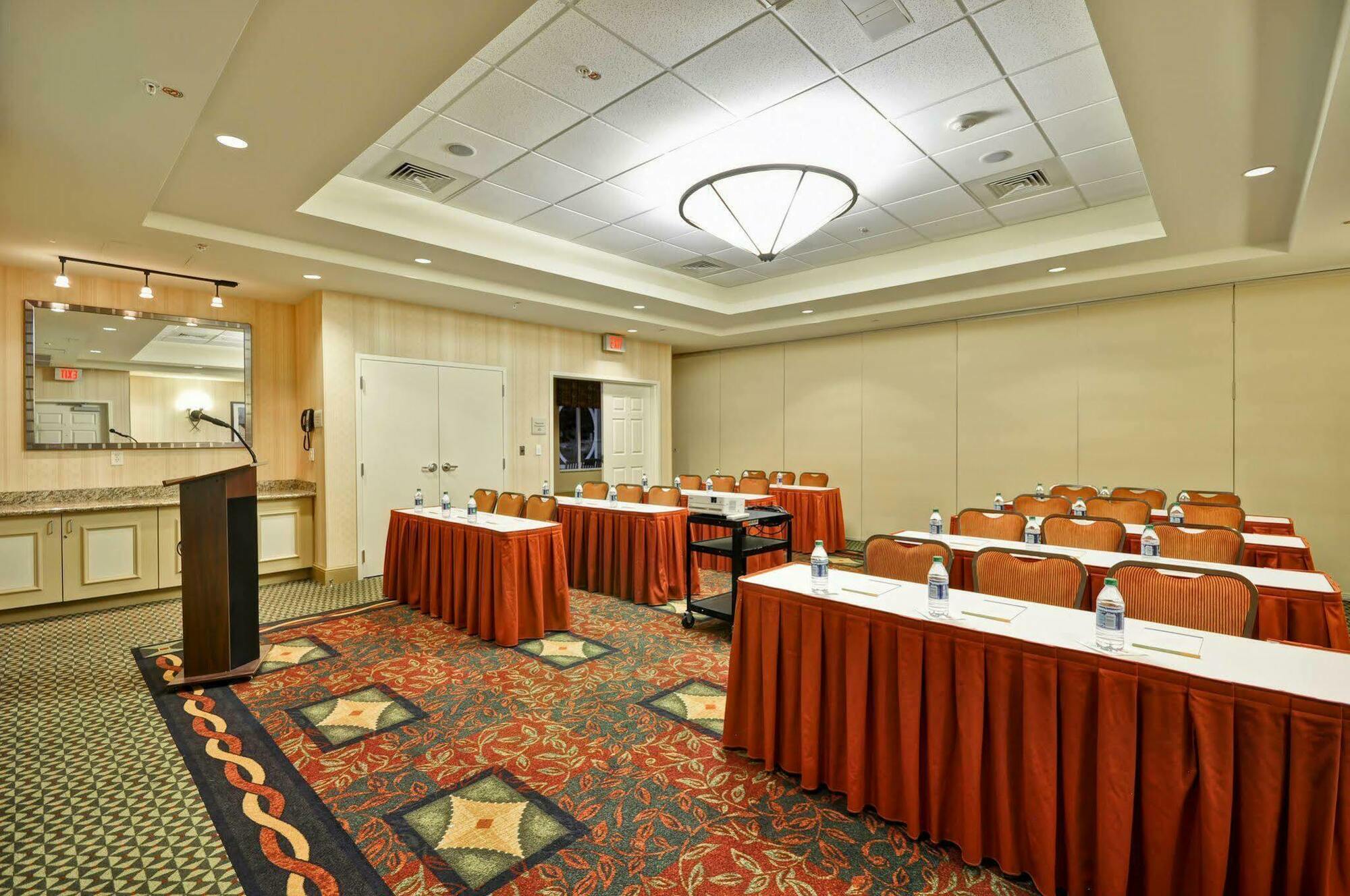 Hilton Garden Inn Blacksburg University Ngoại thất bức ảnh